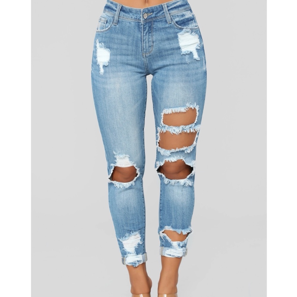FN *High Rise Distressed Jeans